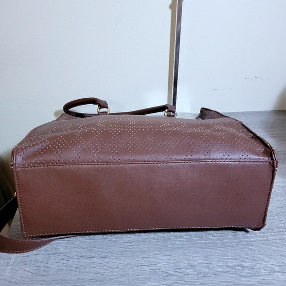 Marc Fisher Brown Classic Vegan Tote - Picture 5 of 8